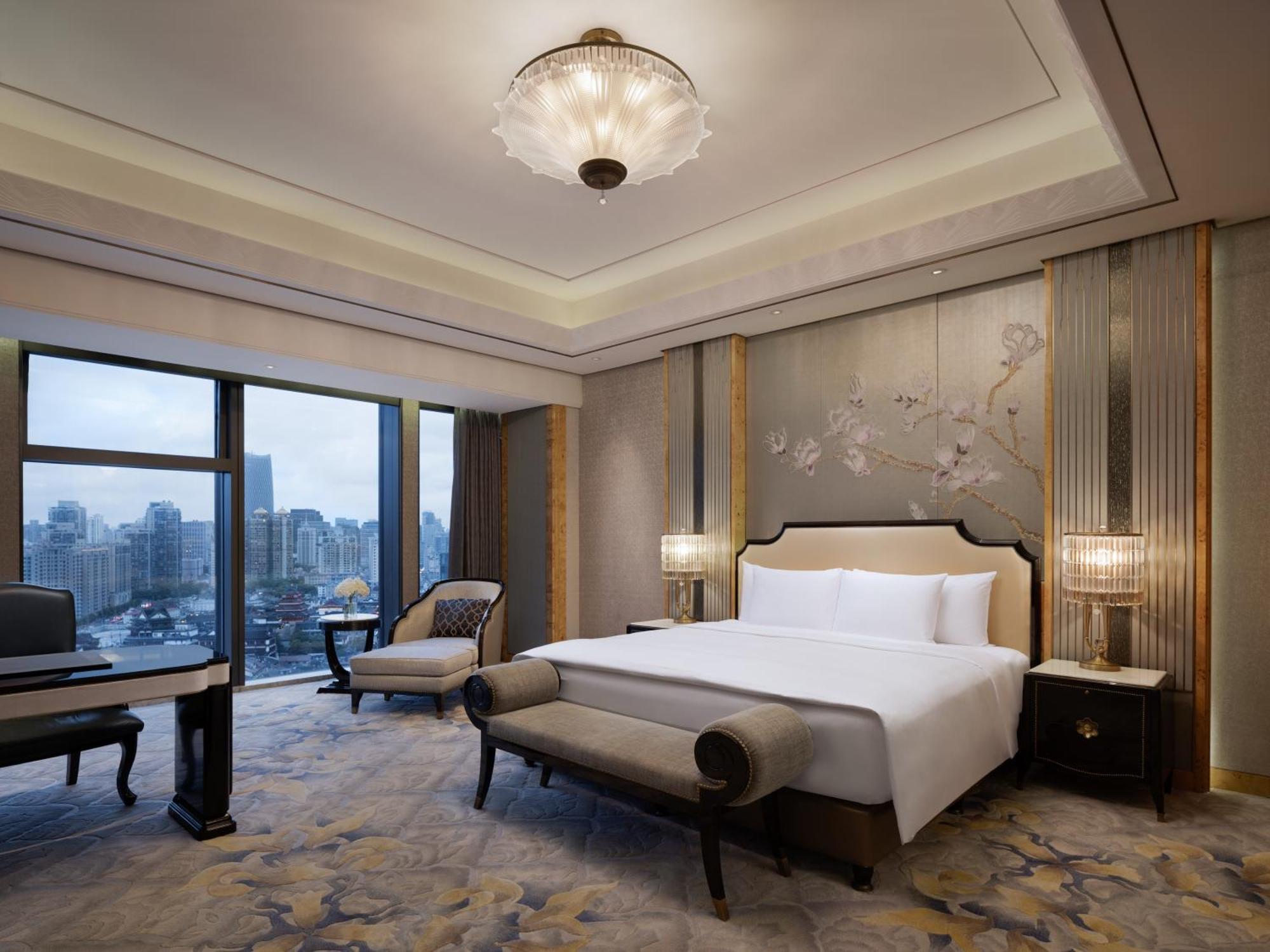 The St. Regis On The Bund, Шанхай Экстерьер фото