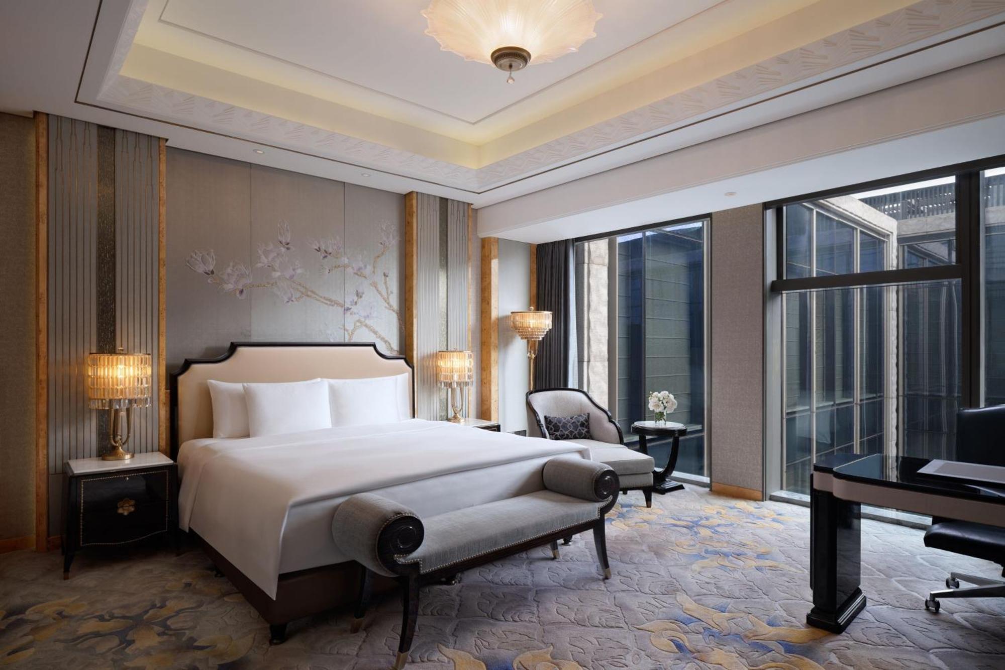 The St. Regis On The Bund, Шанхай Экстерьер фото