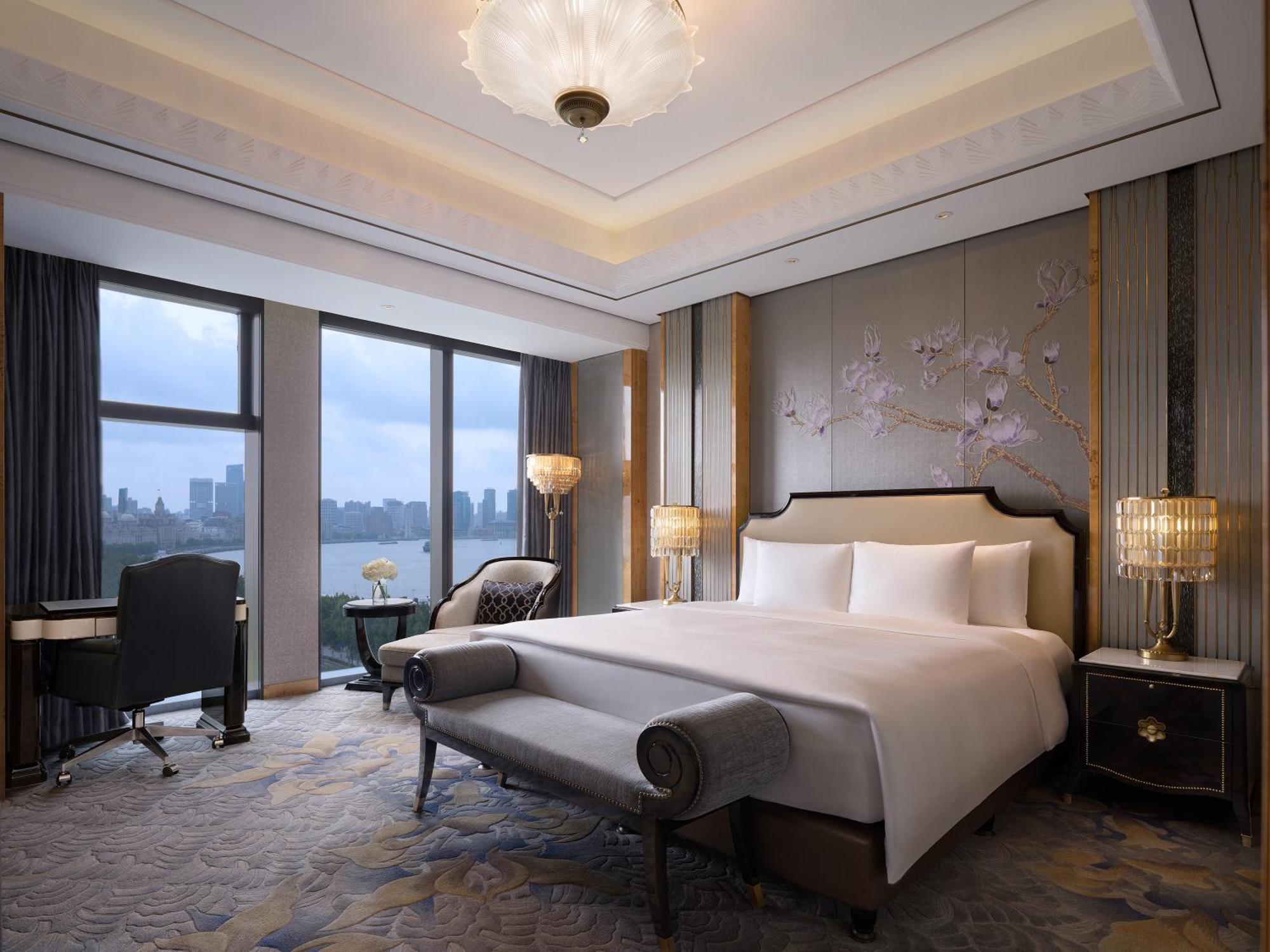The St. Regis On The Bund, Шанхай Экстерьер фото